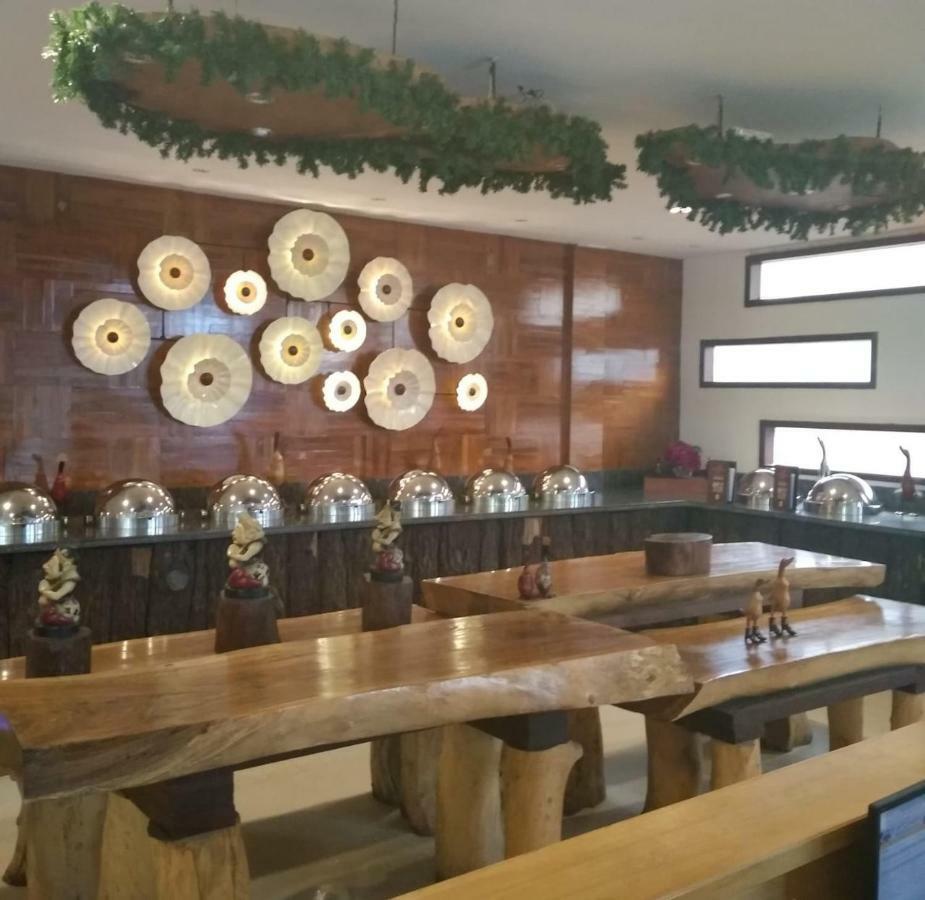 Hotel Baron Indah Surakarta  Luaran gambar