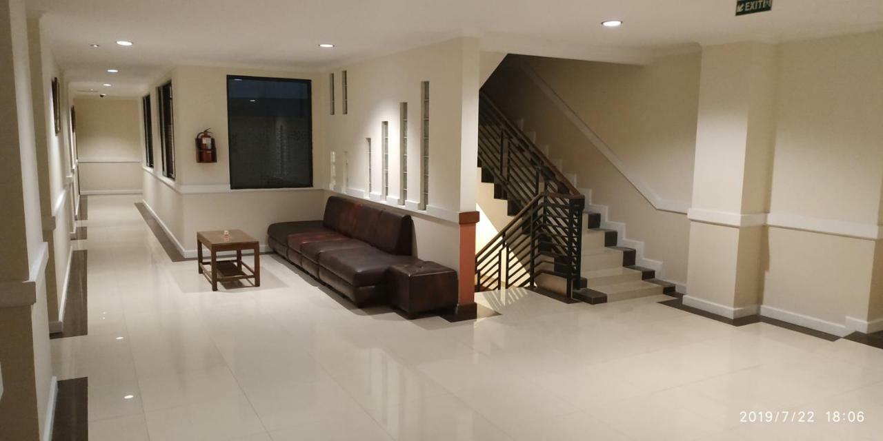 Hotel Baron Indah Surakarta  Luaran gambar
